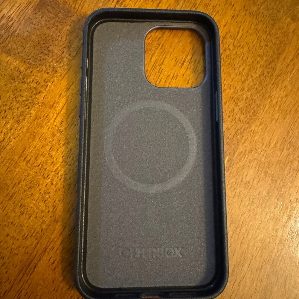 OtterBox Symmetry Series Black Case for iPhone 15 Pro Max